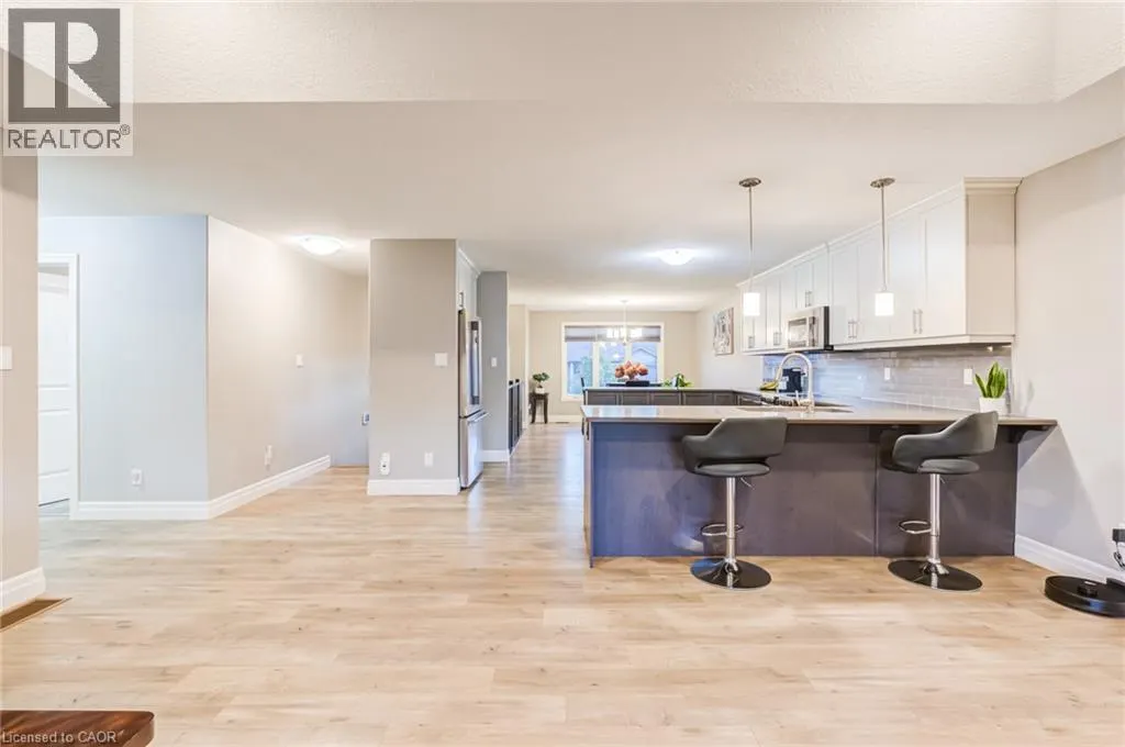 44 LIBERTY Crescent