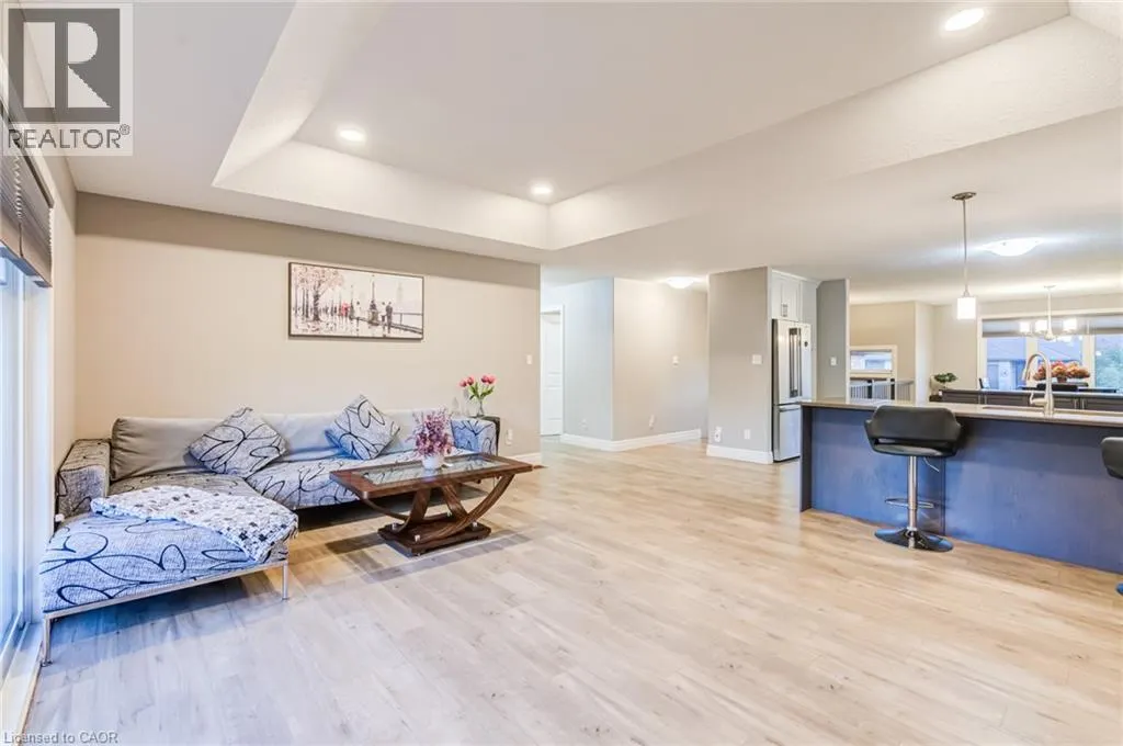 44 LIBERTY Crescent