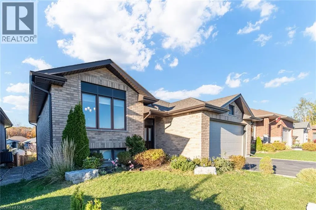 44 LIBERTY Crescent