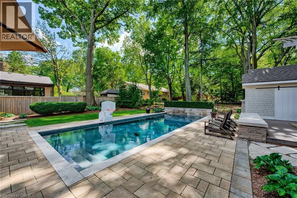416 WEDGEWOOD Drive