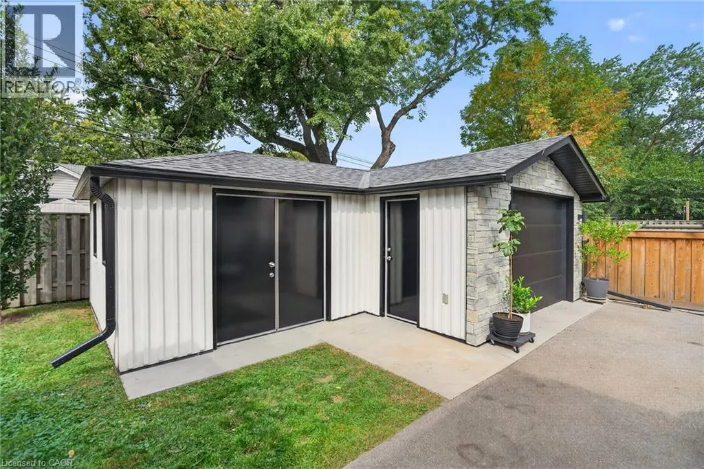 271 JULIAN Avenue