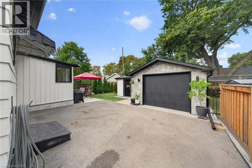 271 JULIAN Avenue