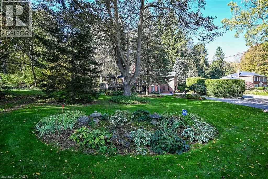 311 GOLF LINKS Road
