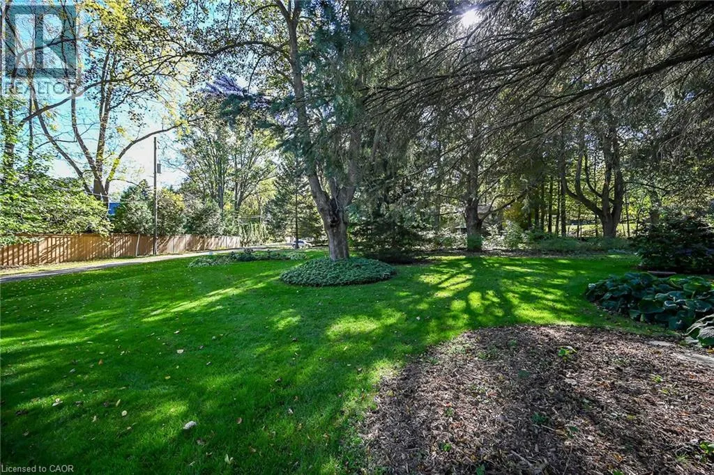 311 GOLF LINKS Road