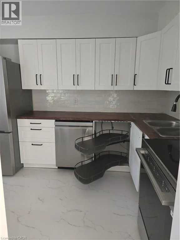 3085 KINGSWAY Drive Unit# 21 #21