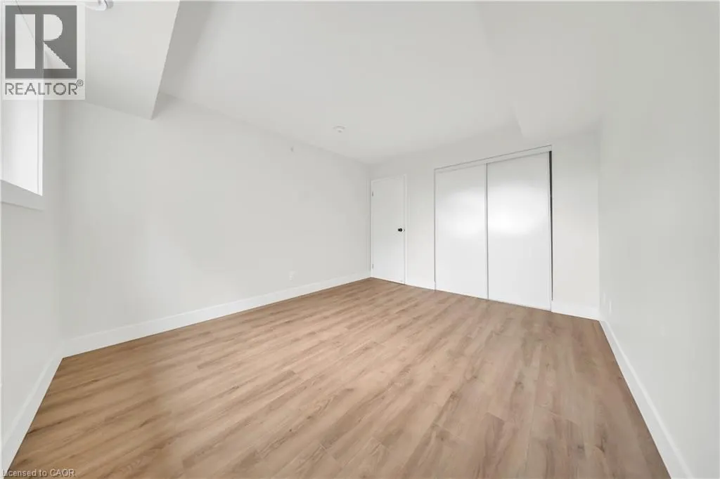 3085 KINGSWAY Drive Unit# 21 #21