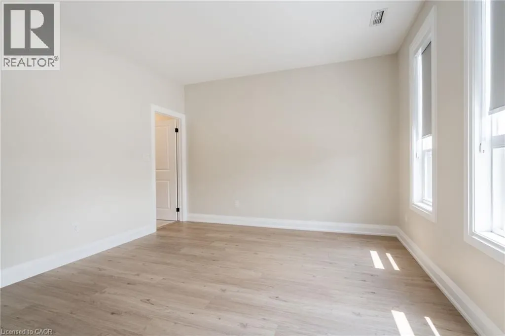 9 MUNN Street Unit# A #A