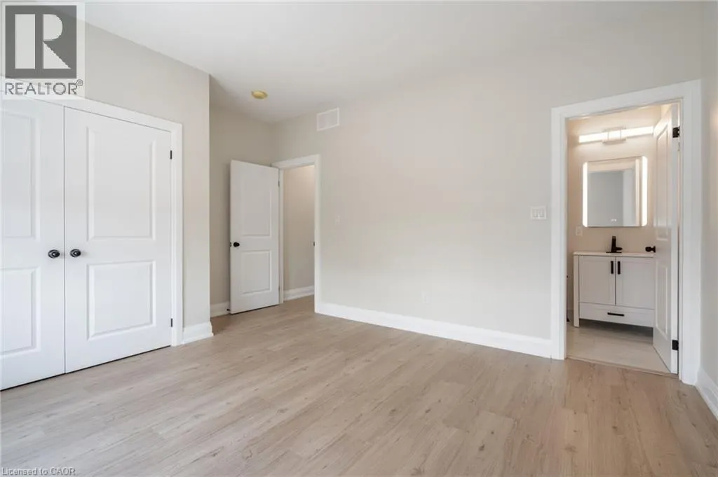 9 MUNN Street Unit# A #A
