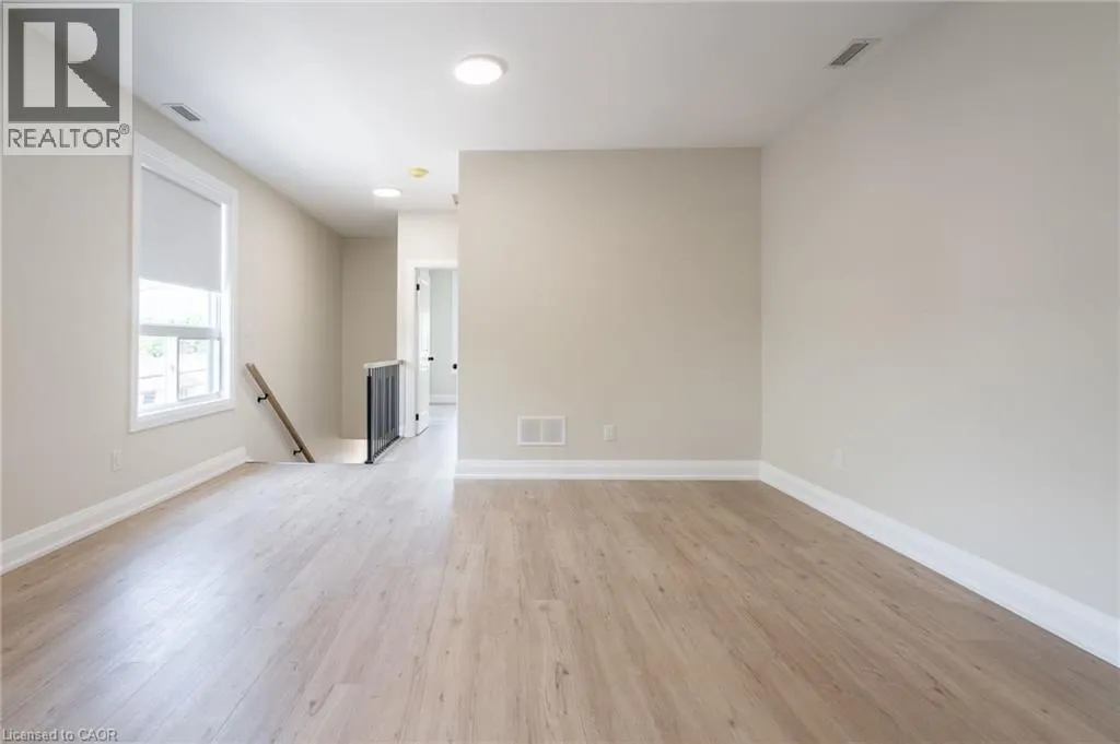 9 MUNN Street Unit# A #A