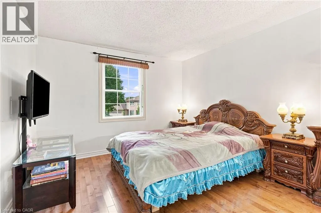 34 LISAJANE Court