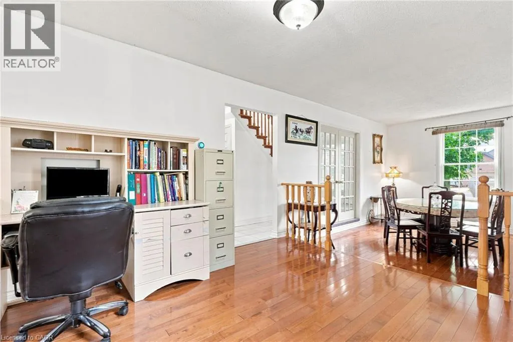 34 LISAJANE Court