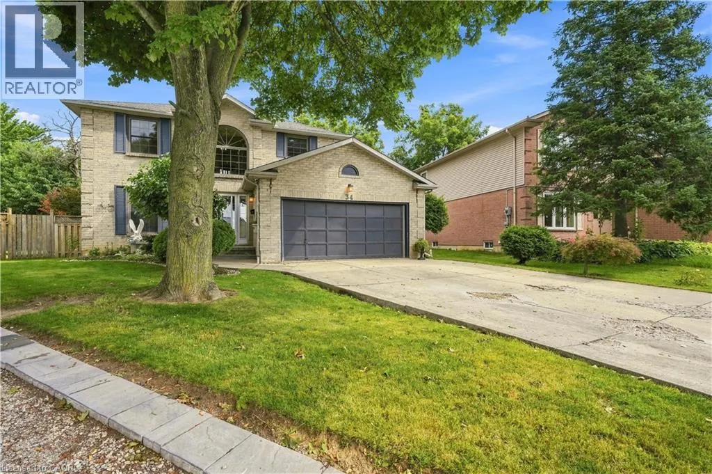 34 LISAJANE Court