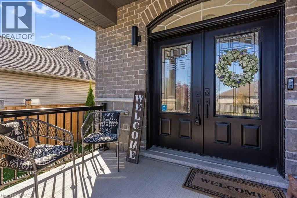 27 IRONGATE Drive