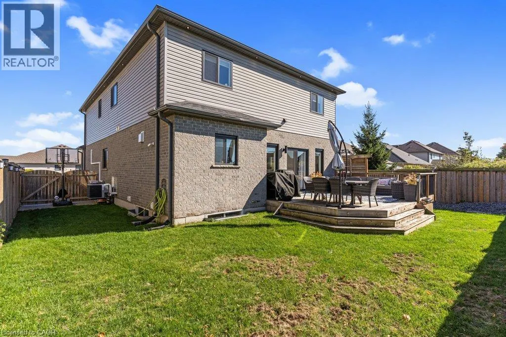 27 IRONGATE Drive