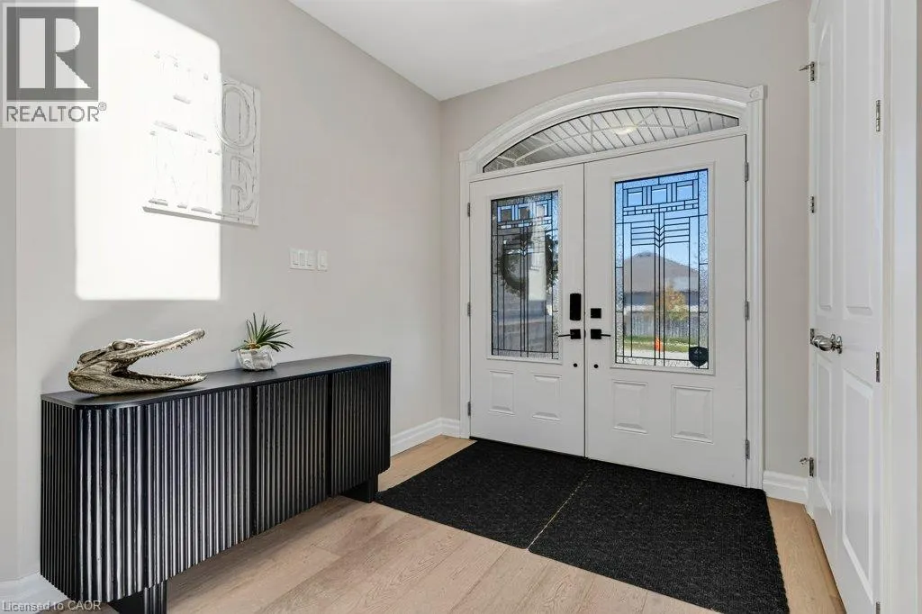 27 IRONGATE Drive