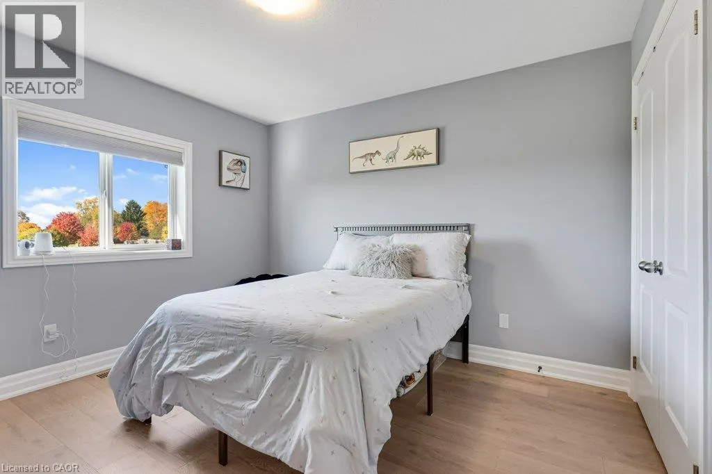 27 IRONGATE Drive