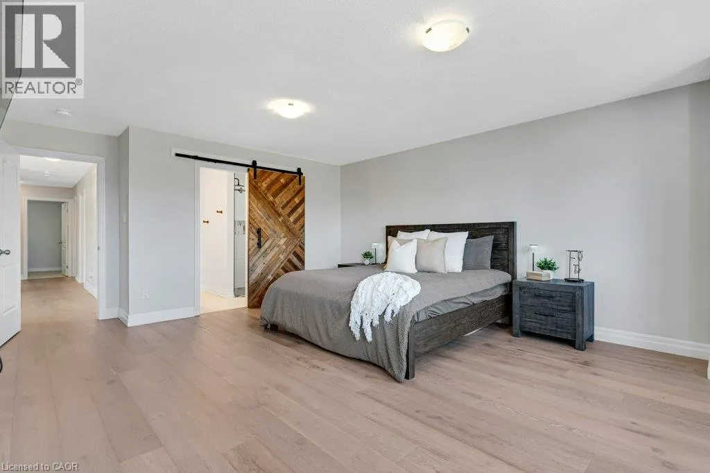 27 IRONGATE Drive
