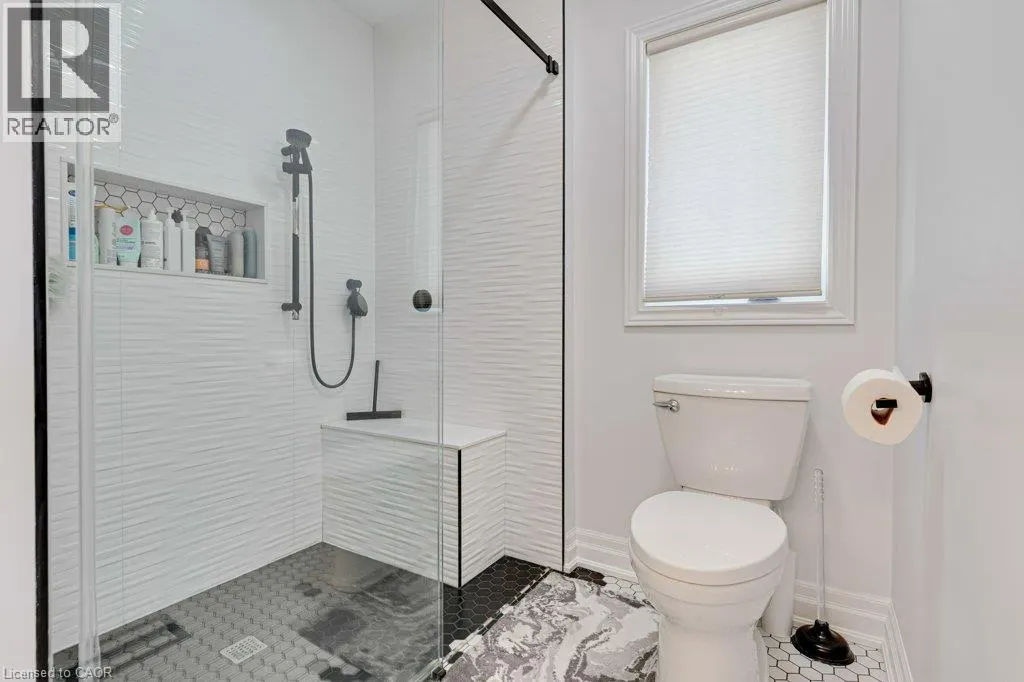 27 IRONGATE Drive