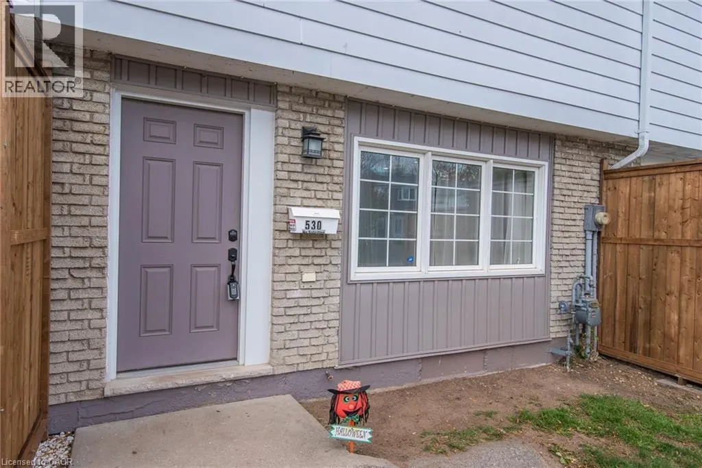 530 PARKVIEW Crescent