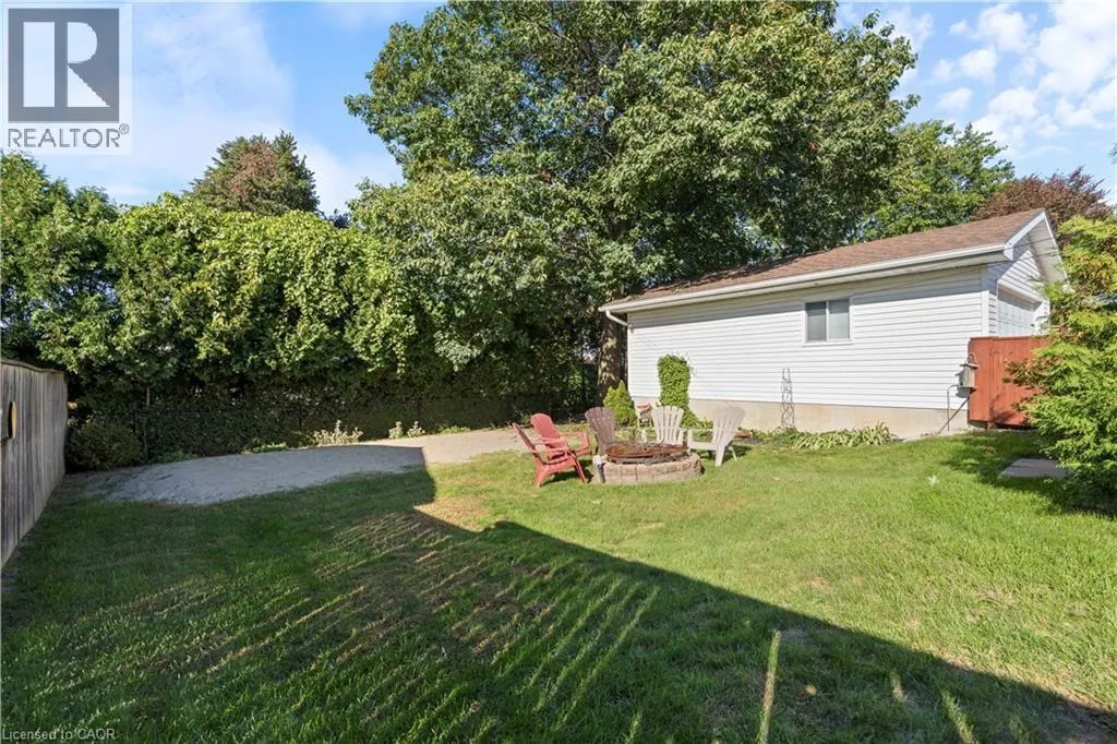 91 LYNNDALE Road