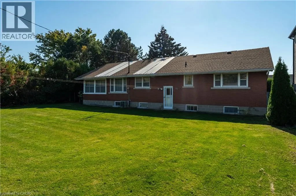 1023 NORTH SERVICE Road