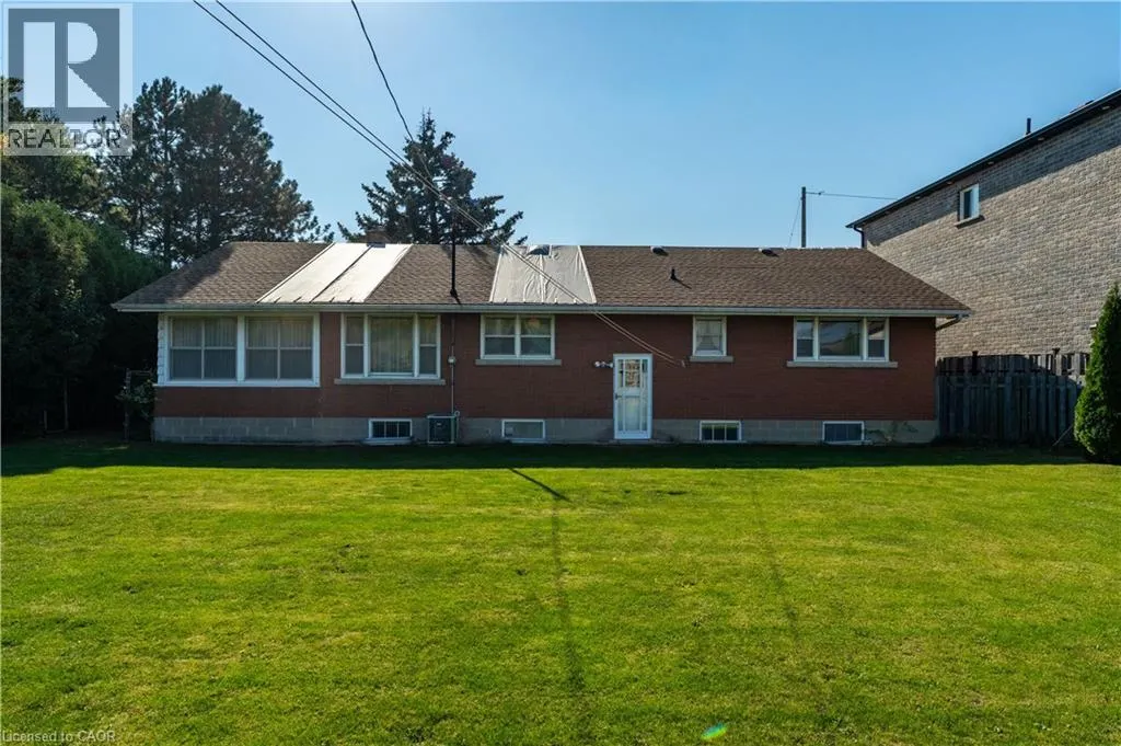 1023 NORTH SERVICE Road