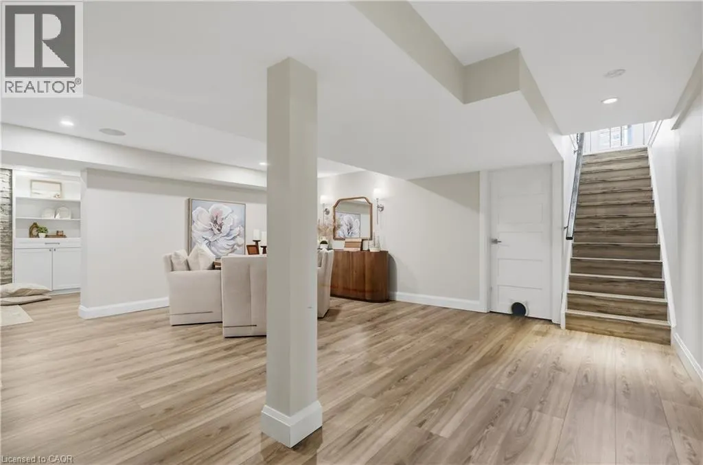 7 ROCKHAVEN Lane