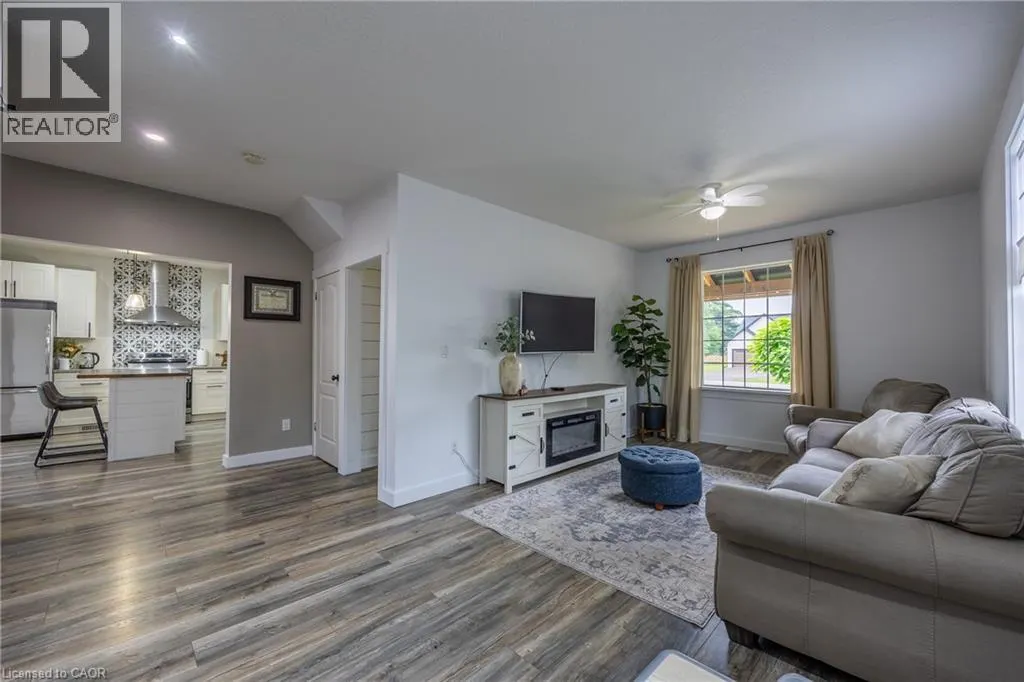139 LA SALETTE Road