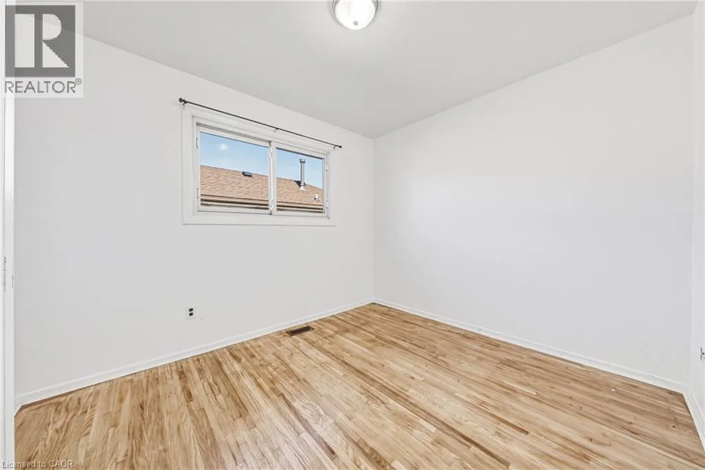 928 UPPER GAGE Avenue