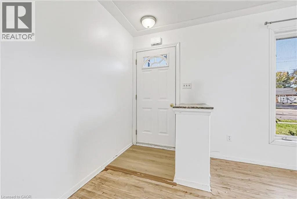 928 UPPER GAGE Avenue