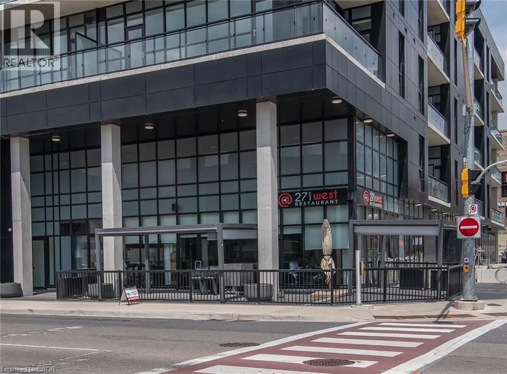 60 CHARLES Street W Unit# 307 #307