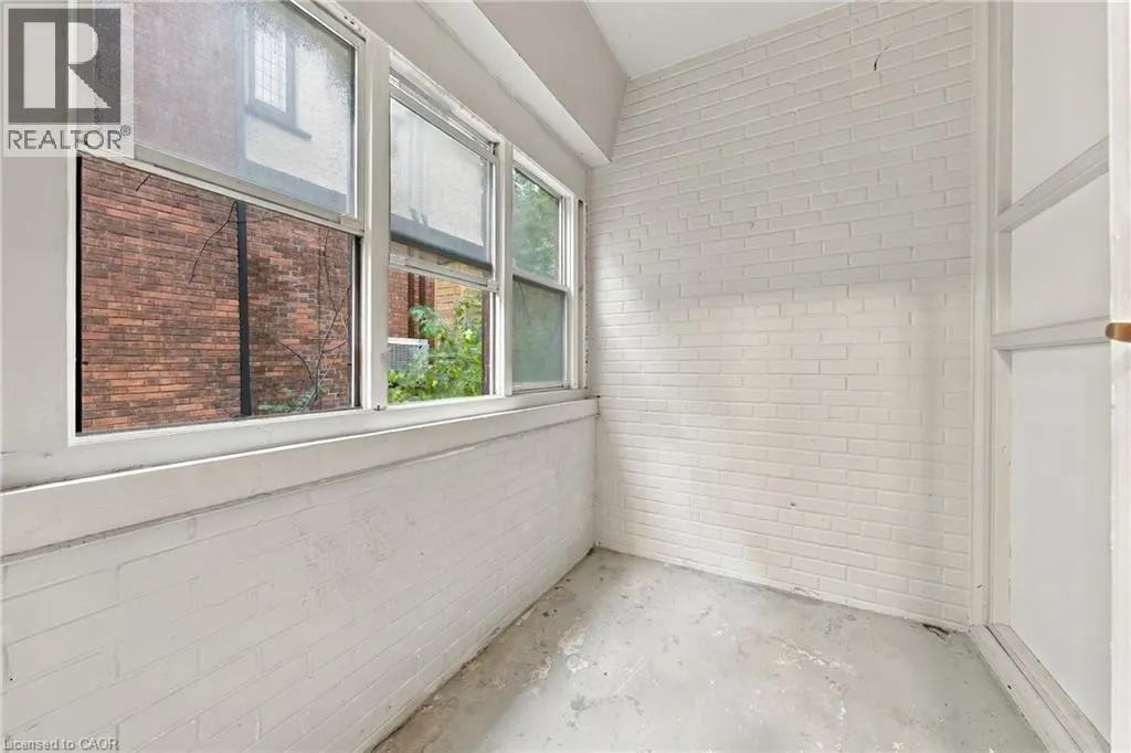325A JAMES Street S Unit# 309 #309