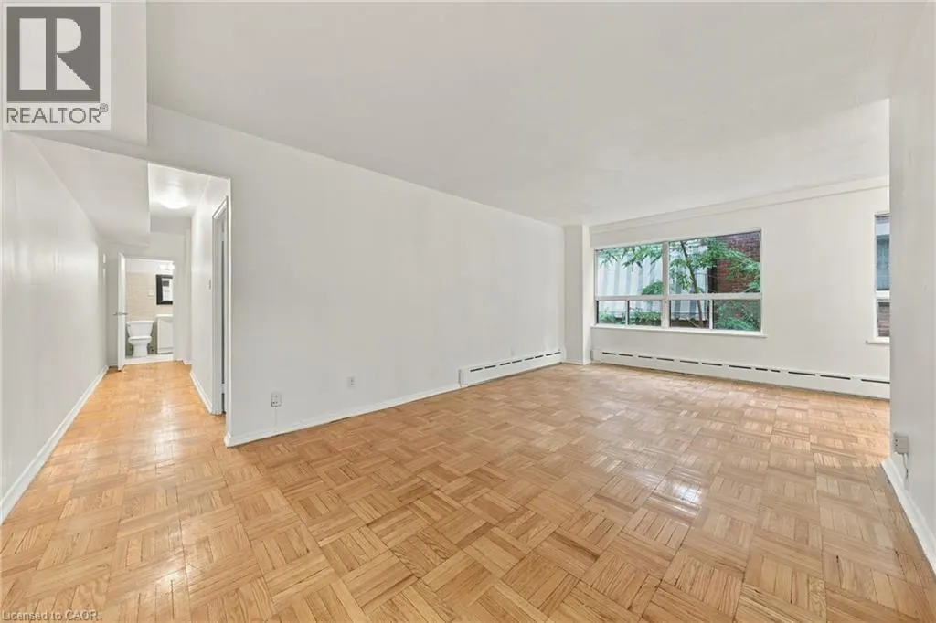 325A JAMES Street S Unit# 309 #309