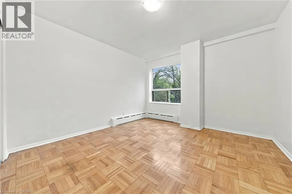 325A JAMES Street S Unit# 309 #309