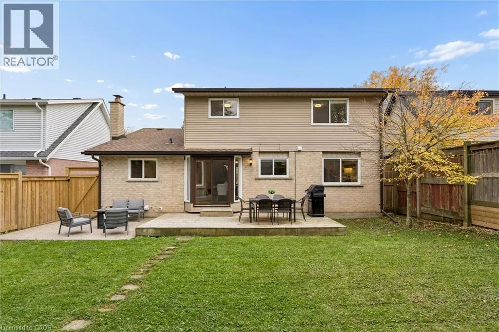 128 SUNPOINT Crescent