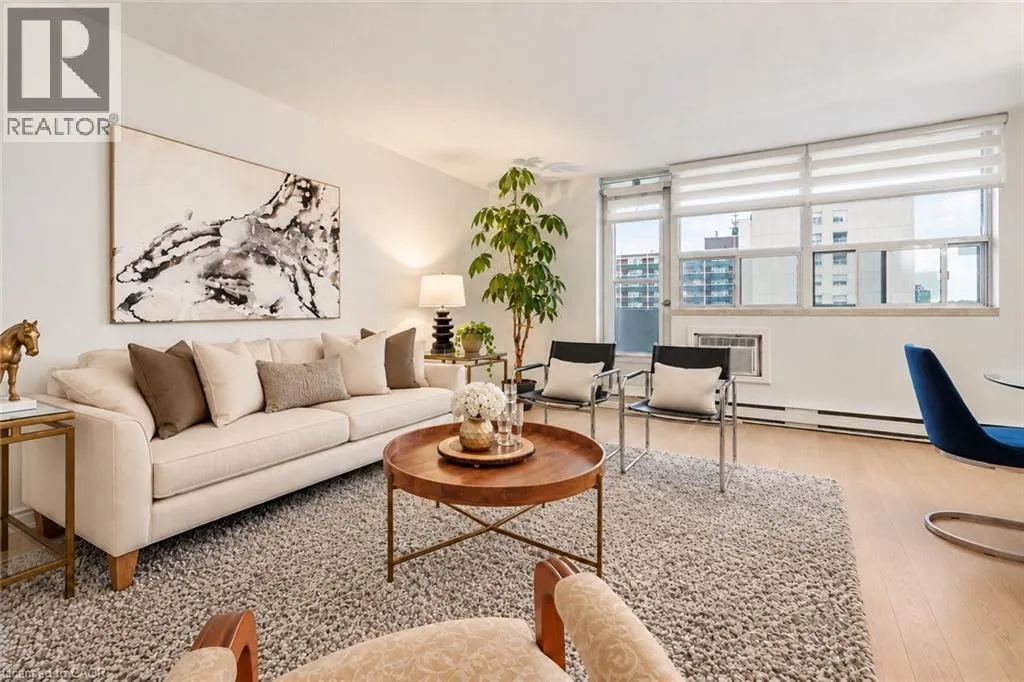 700 DYNES Road Unit# 614 #614