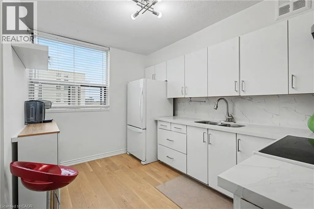 700 DYNES Road Unit# 614 #614