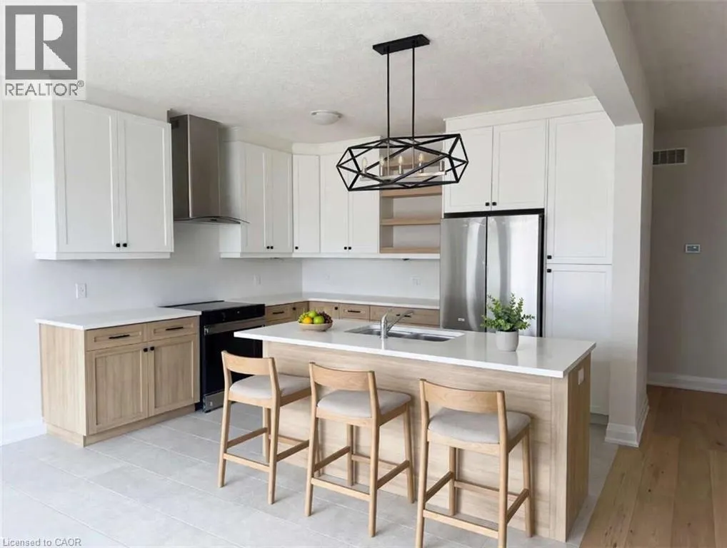 348 CANADA PLUM Street Unit# Upper #Upper