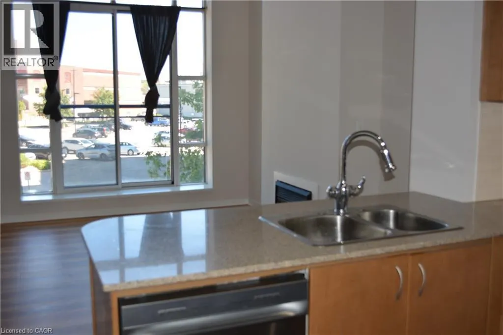 410 KING Street W Unit# 203 #203