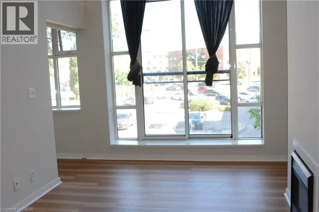 410 KING Street W Unit# 203 #203