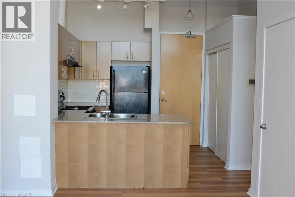 410 KING Street W Unit# 203 #203