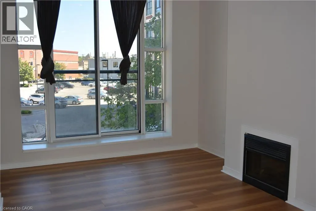 410 KING Street W Unit# 203 #203