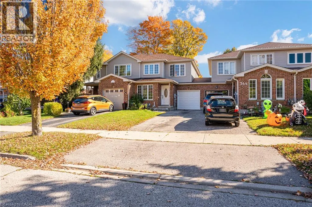 346 UNIVERSITY DOWNS Crescent