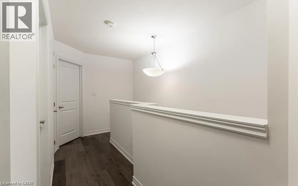 120 COURT Drive Unit# 22 #22