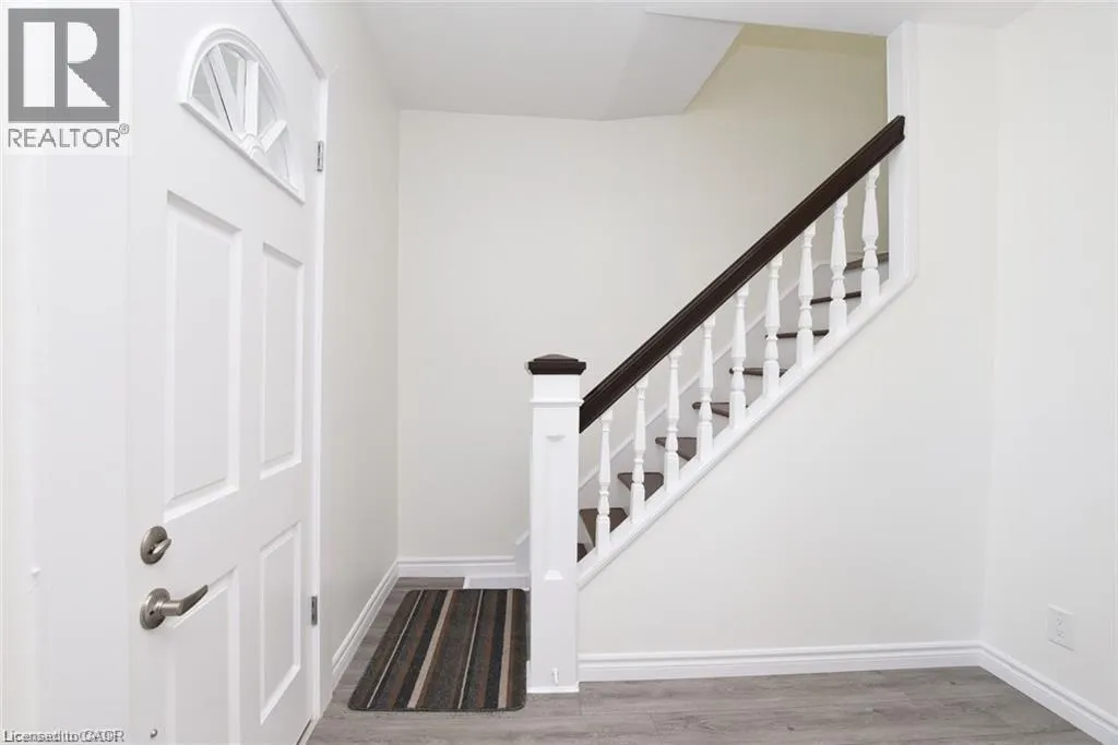 26 FAIRVIEW Avenue