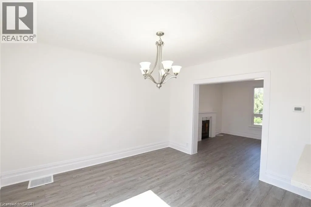26 FAIRVIEW Avenue