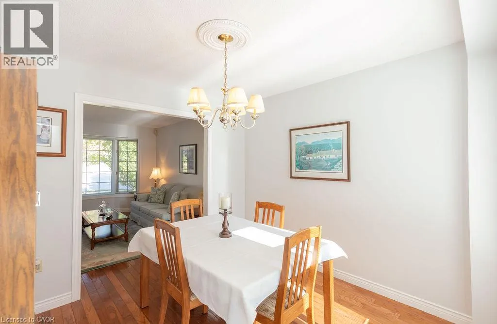 7 FALCONRIDGE Drive