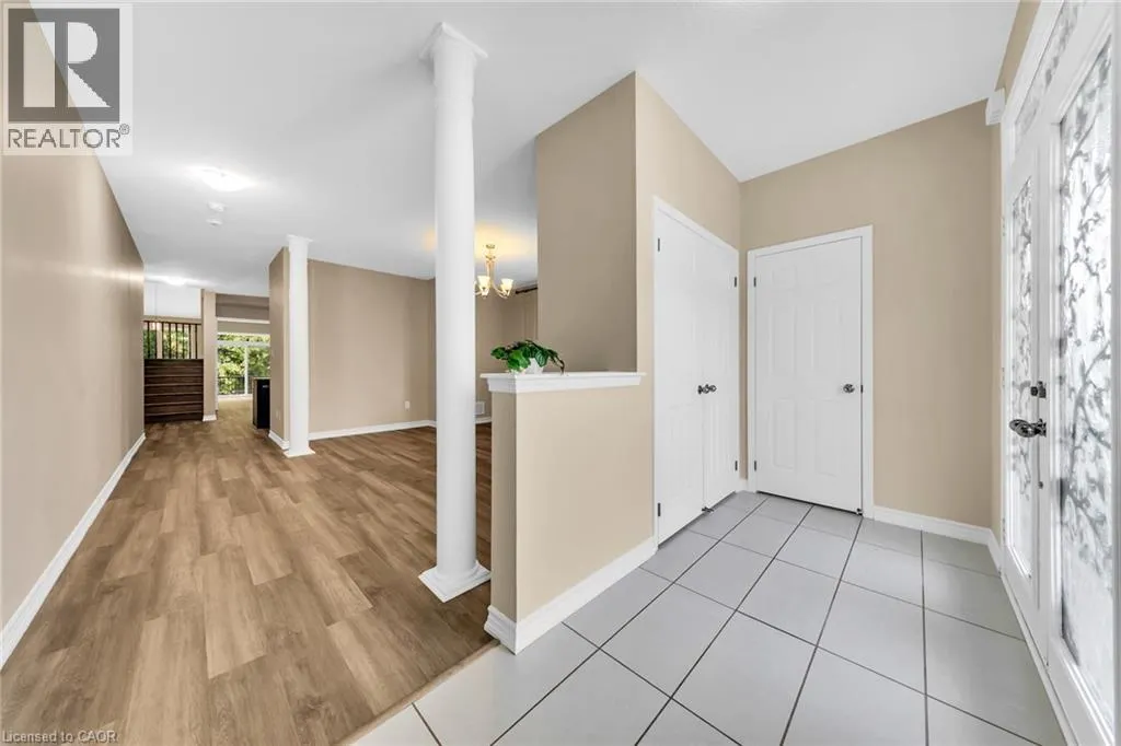 8541 SWEET CHESTNUT Drive