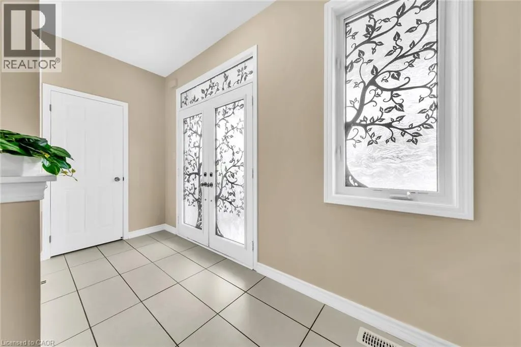 8541 SWEET CHESTNUT Drive