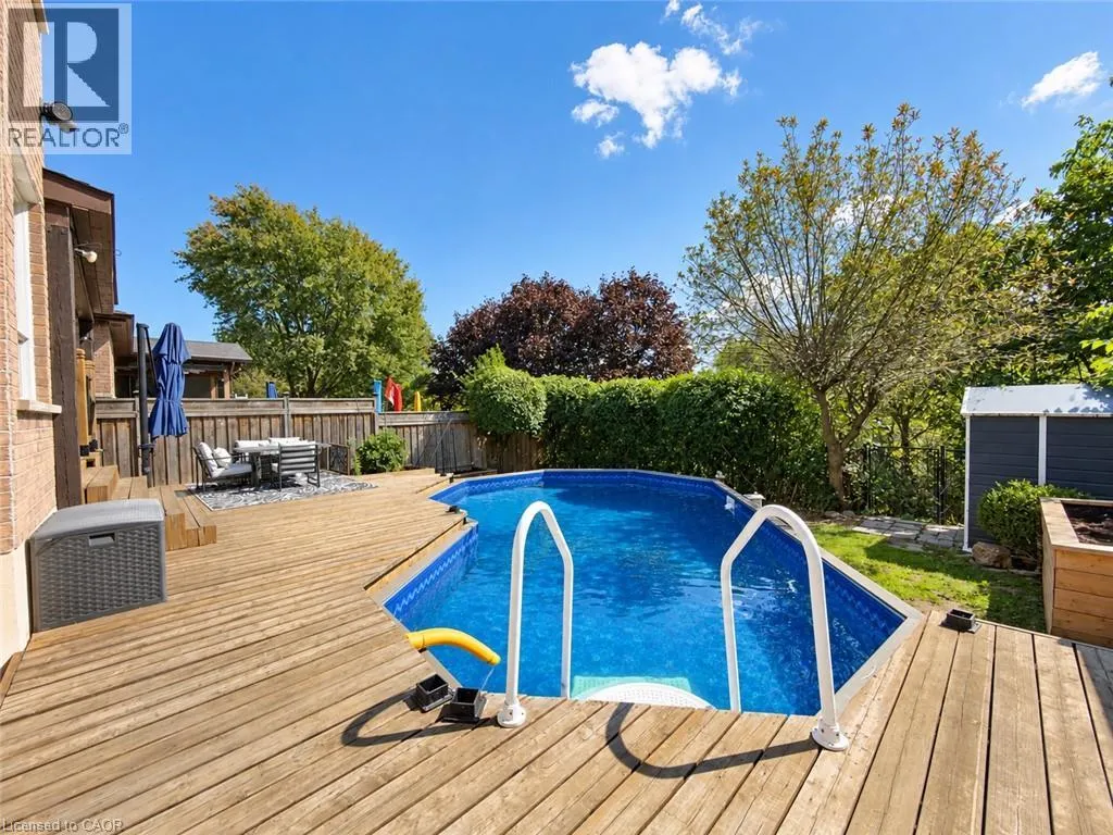 35 GERALD Crescent